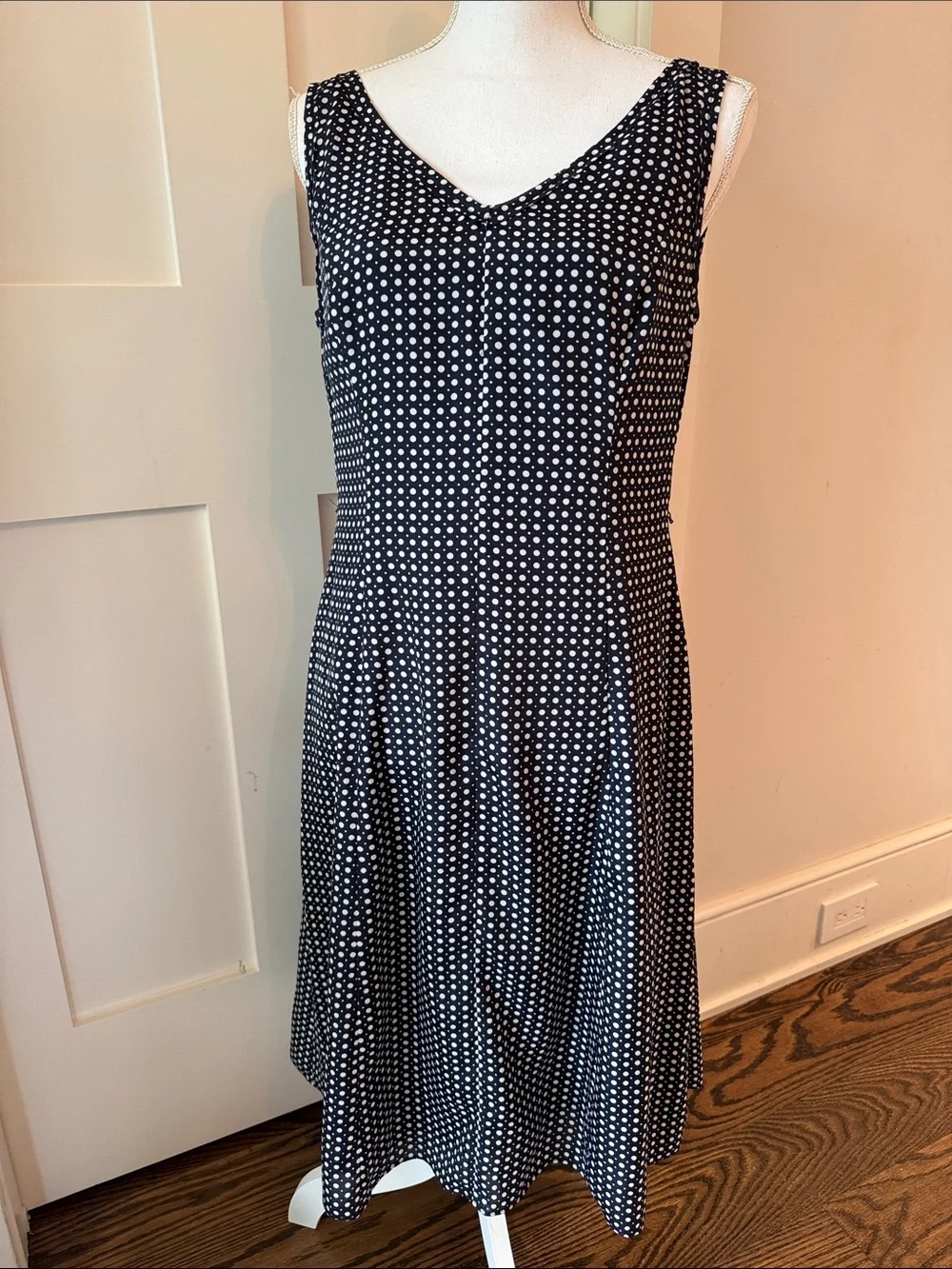 Jones New York Classic Navy Polka Dot Sleeveless Dress - Picture 1 of 4